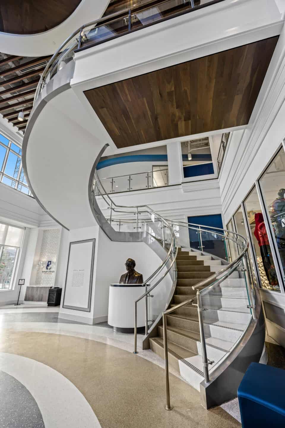 Ornamental Metal Tate Ornamental